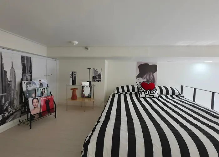 Open3-hongik Hapjeong Station 2 Minutes-luxury Style-panoramic River View-queen Bed For 2 People-comfortable Sofa Interior Апартаменты *