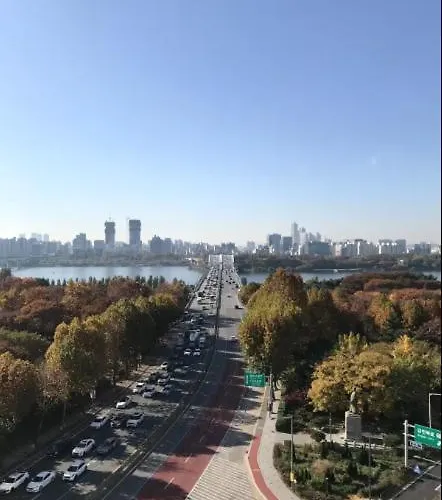 Open3-hongik Hapjeong Station 2 Minutes-luxury Style-panoramic River View-queen Bed For 2 People-comfortable Sofa Interior Апартаменты