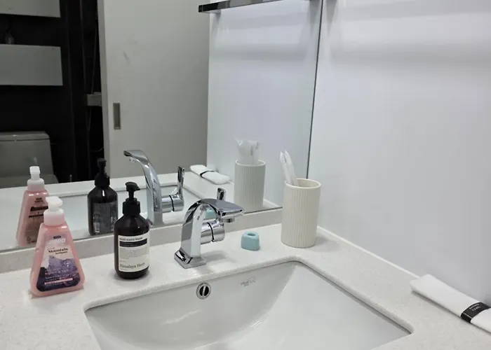 Open3-hongik Hapjeong Station 2 Minutes-luxury Style-panoramic River View-queen Bed For 2 People-comfortable Sofa Interior * Сеул